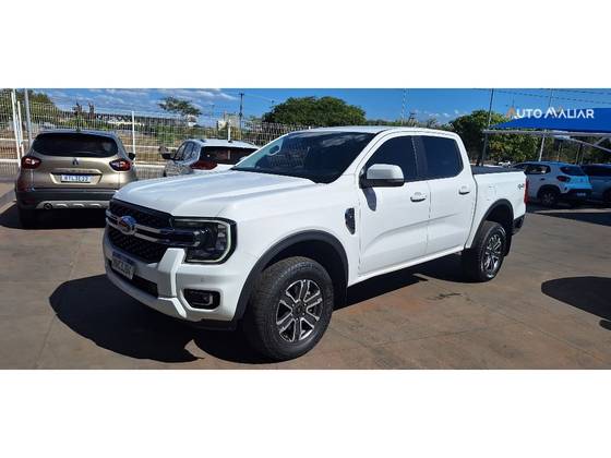 FORD RANGER 3.0 V6 TURBO DIESEL CD XLT 4X4 AUTOMÁTICO FORD RANGER 3.0 V6 TURBO DIESEL CD XLT 4X4 AUTOMÁTICO